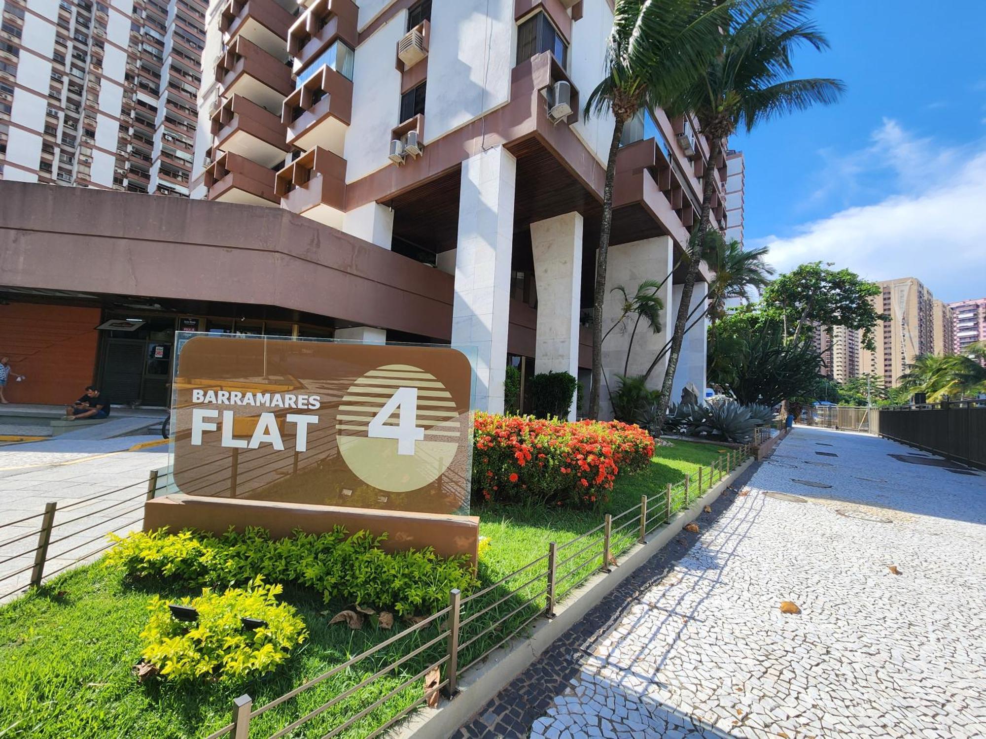 Barramares Flat - Em Frente A Da Barra Da Tijuca * Rio de Janeiro